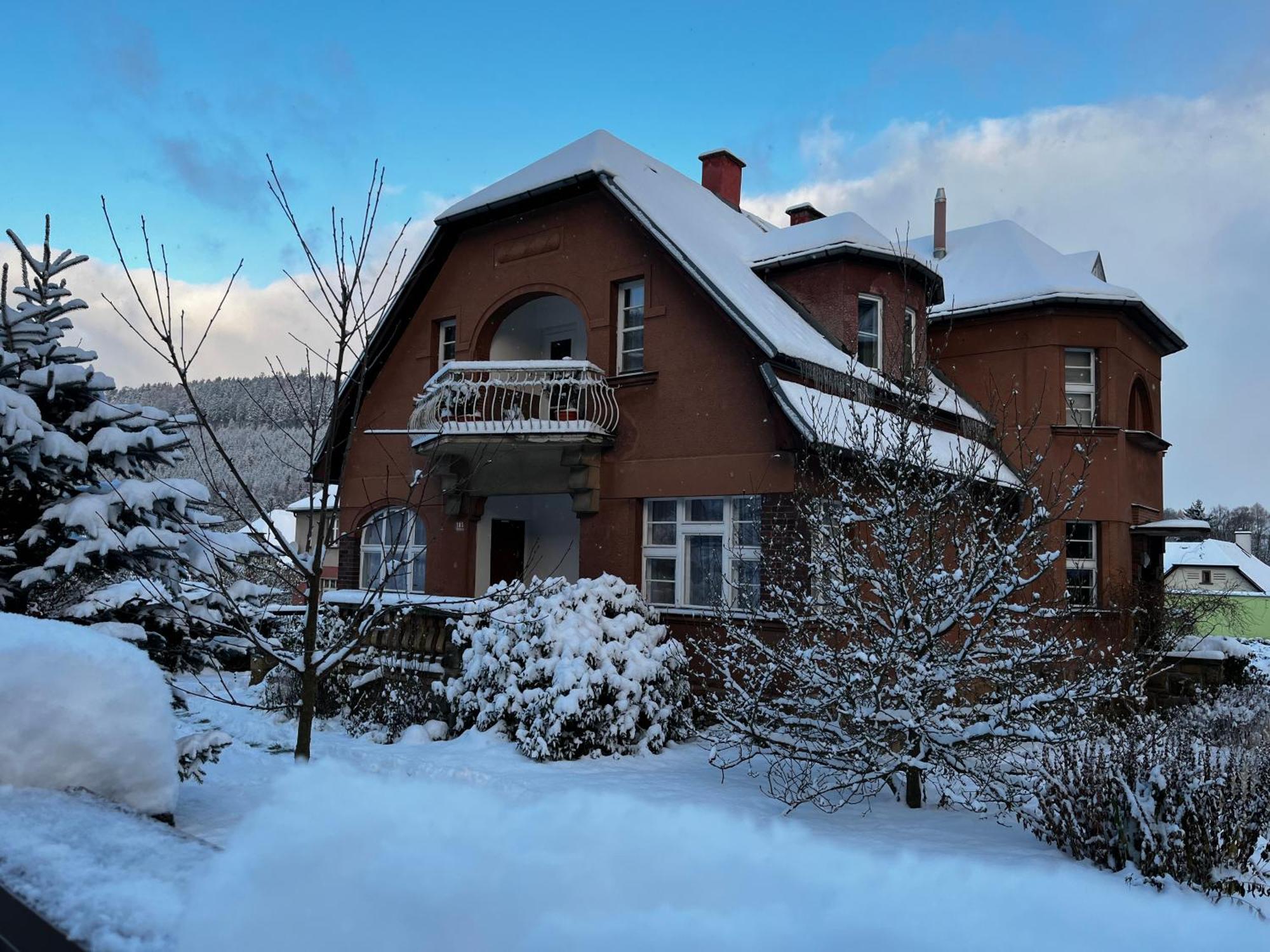 Apartman Teplice Nad Metuji Apartamento Exterior foto